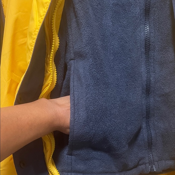 Columbia Interchange Core Winter Jacket in yellow and blue. - Picture 12 of 15